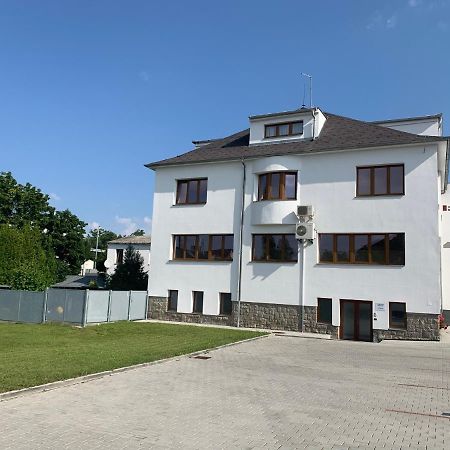 Apartmány U nemocnice Ceske Budejovice Exterior foto