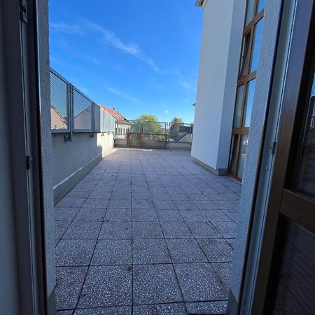 Apartmány U nemocnice Ceske Budejovice Exterior foto